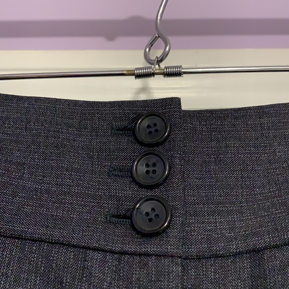 The Limited shorts - Picture 2 of 5